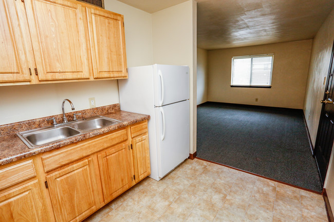 University Towers in Norfolk, VA - Building Photo - Interior Photo