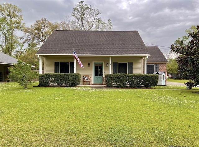 14080 Troy Duplessis Rd in Gonzales, LA - Foto de edificio