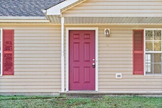 457 Caney Ln in Clarksville, TN - Building Photo - Building Photo