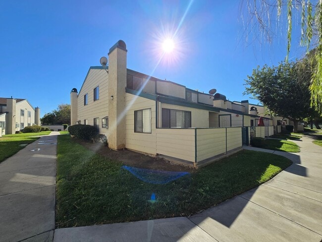 44500 15th St E in Lancaster, CA - Building Photo - Building Photo