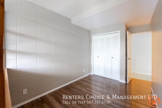 Convenient Apartment with First Responder/ in Lethbridge, AB - Building Photo - Building Photo