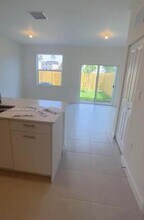 12147 NW 23rd Ave in Miami, FL - Building Photo - Building Photo