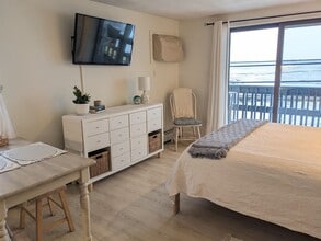 415 Ocean Blvd in Hampton, NH - Building Photo - Building Photo