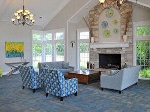 The Springs Apartment Homes in Novi, MI - Foto de edificio - Building Photo