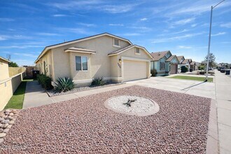 8583 N 107th Dr in Peoria, AZ - Building Photo - Building Photo