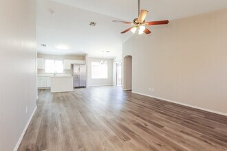 2322 S 65th Dr in Phoenix, AZ - Building Photo - Building Photo