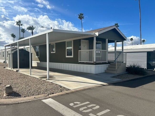 530 S Alma School Rd in Mesa, AZ - Foto de edificio - Building Photo