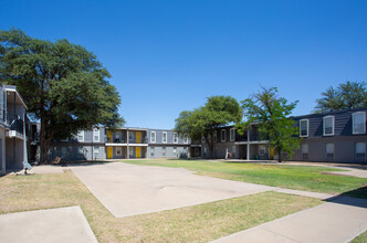 Wildwood Terrace Apartments in Odessa, TX - Building Photo - Building Photo