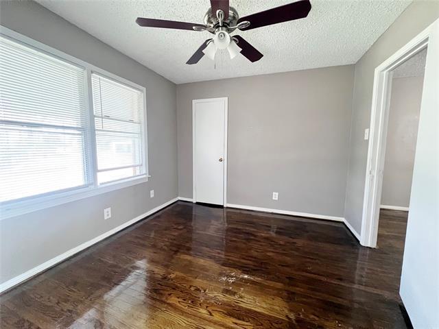 1121 N Bishop Ave in Dallas, TX - Building Photo - Building Photo