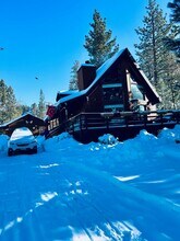 202 Wheeler View Dr in Mammoth Lakes, CA - Building Photo - Building Photo
