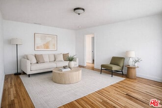 15605 Berendo Ave in Gardena, CA - Building Photo - Building Photo