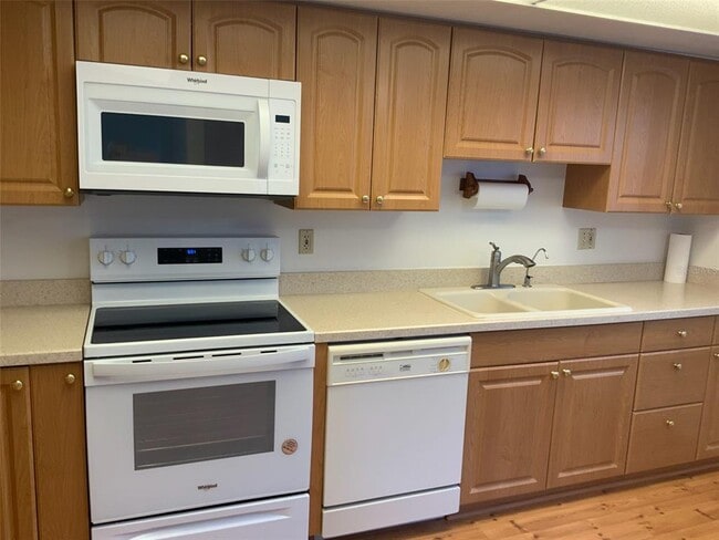 150 Dale Pl in Oldsmar, FL - Building Photo - Building Photo