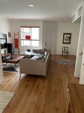 1827 16th St in Santa Monica, CA - Building Photo - Building Photo