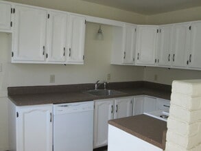 3504 Oakview Dr in Girard, OH - Building Photo - Building Photo