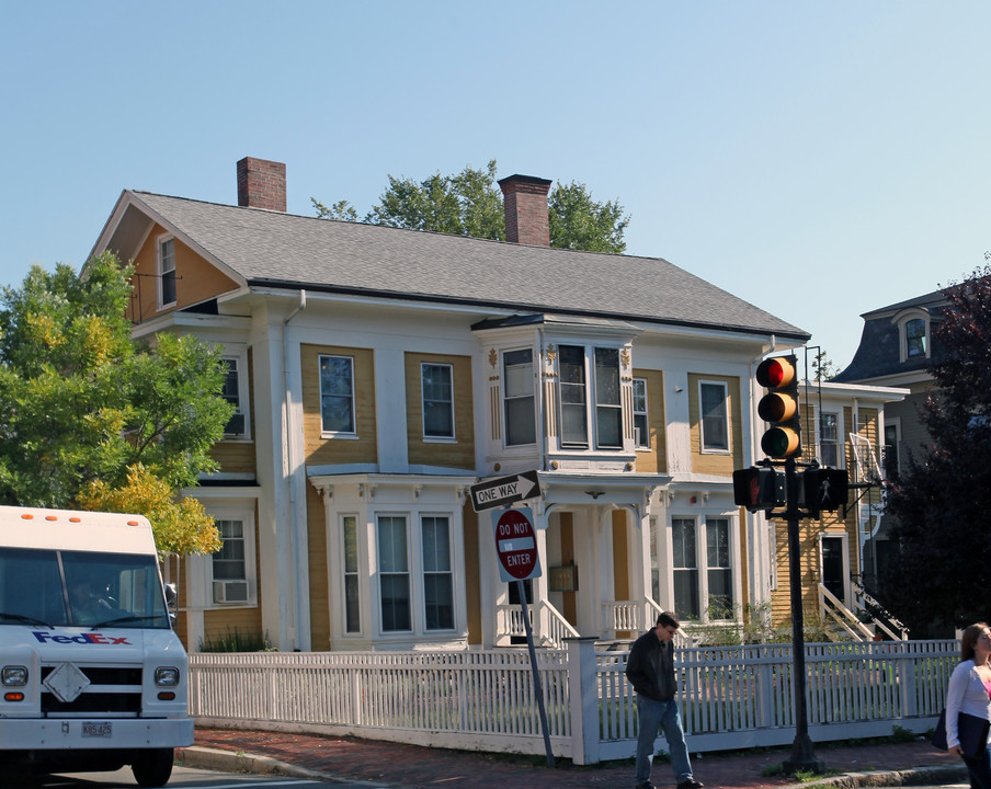 277 Harvard St in Cambridge, MA - Foto de edificio