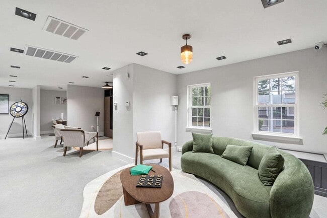Dira East Apartments in Columbia, SC - Building Photo - Building Photo