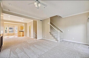 22089 Parkview Dr in Taylor, MI - Building Photo - Building Photo