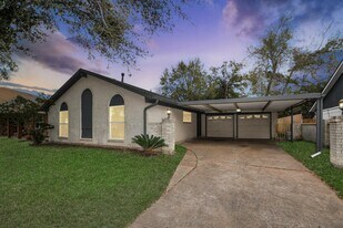 1415 Parry-Sound in Pasadena, TX - Building Photo
