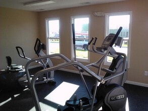 6807 West Pages Lane in Louisville, KY - Building Photo - Building Photo