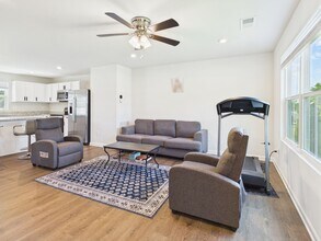 2945 Travis Ln in Petersburg, VA - Building Photo - Building Photo