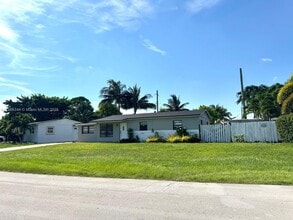 4119 SW 49th St in Fort Lauderdale, FL - Building Photo - Building Photo