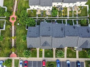 8127 Creekside Village Dr in Mechanicsville, VA - Building Photo - Building Photo