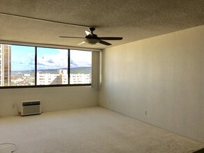 1255 Nuuanu Ave, Unit Kukui Plaza high floor in Honolulu, HI - Foto de edificio - Building Photo