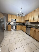 2620 W North Ave in Chicago, IL - Building Photo - Building Photo