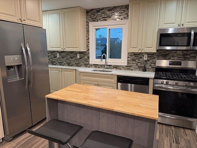 property at 36 Diane Ave