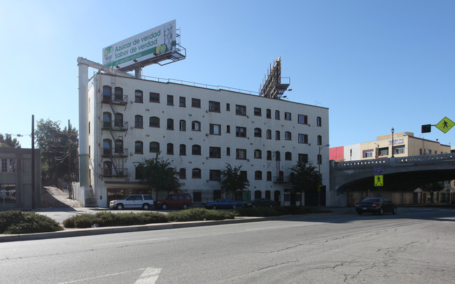 1304-1306 Glendale Blvd in Los Angeles, CA - Foto de edificio - Building Photo