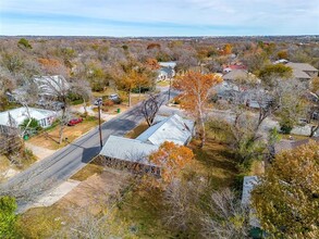 898 N Neblett Ave in Stephenville, TX - Building Photo - Building Photo