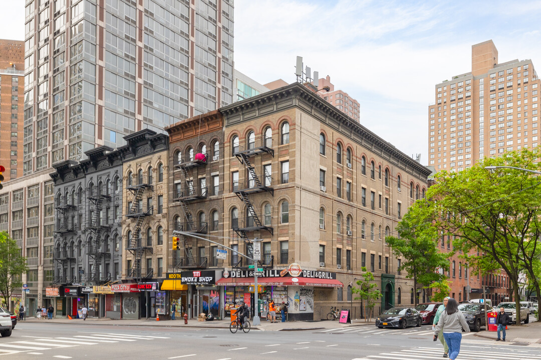 401 E 91st St in New York, NY - Foto de edificio