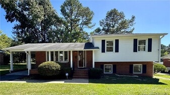 1089 Torrey Dr in Fayetteville, NC - Building Photo
