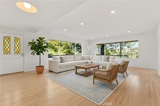 21500 Arcos Dr, Unit 2402 in Los Angeles, CA - Building Photo - Building Photo