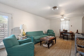 5421 Constance St, Unit 5421 in New Orleans, LA - Building Photo - Building Photo