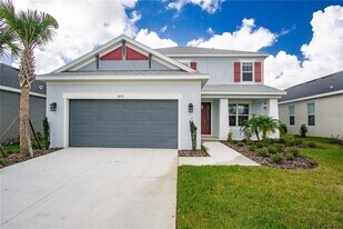 5719 Maidenstone Way in Palmetto, FL - Building Photo
