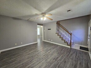 1019 Shadow Ridge Ave in Oak Grove, KY - Building Photo - Building Photo