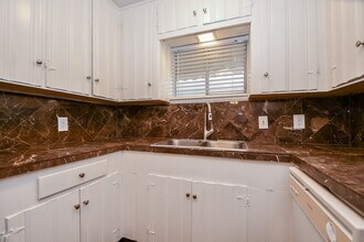 4725 1/2 Merwin St in Houston, TX - Building Photo - Building Photo