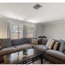 2584 58th Ave S in St. Petersburg, FL - Building Photo - Building Photo