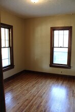 526 E 11th St in Fremont, NE - Building Photo - Building Photo