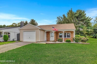 9 Buckingham Dr N in Manchester Township, NJ - Building Photo