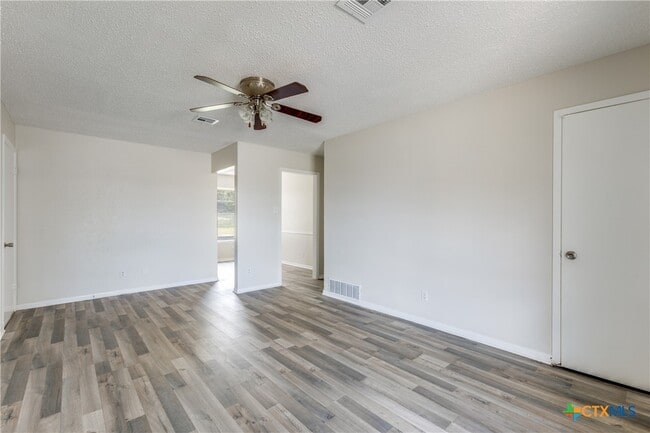 property at 4509 Calle Roble