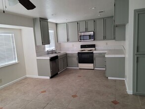 7526 Ripplewood Ct in Citrus Heights, CA - Building Photo - Building Photo