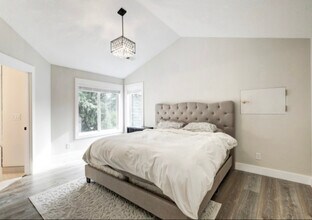 16096 Baccarat Way in Damascus, OR - Foto de edificio - Building Photo