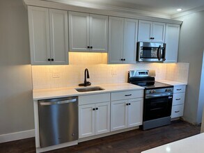 1407 Delaware Ave in Wyomissing, PA - Foto de edificio - Building Photo