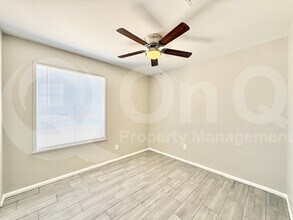 6402 S 42nd St in Phoenix, AZ - Building Photo - Building Photo