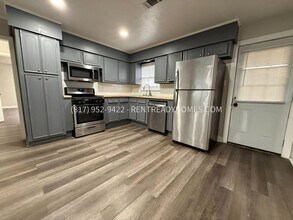 1303 Des Jardines St in Houston, TX - Building Photo - Building Photo