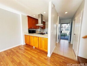 92-1043-1043 Makakilo Dr in Kapolei, HI - Building Photo - Building Photo