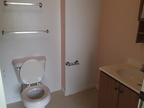 40 Middle St, Unit 3 in Orono, ME - Building Photo - Building Photo