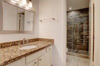 701 Rosedale St photo'